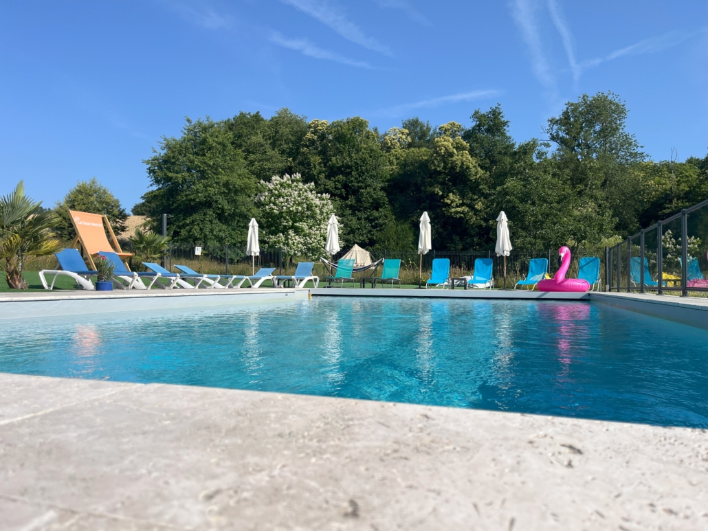 Piscine extérieure La Saucisserie